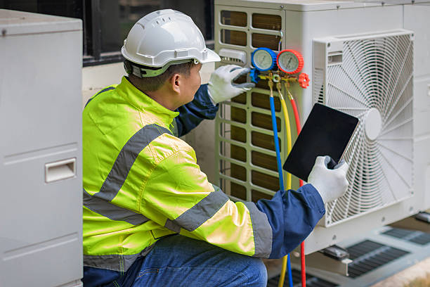 Professional Ductwork Repair technician working in New Ulm, TX
